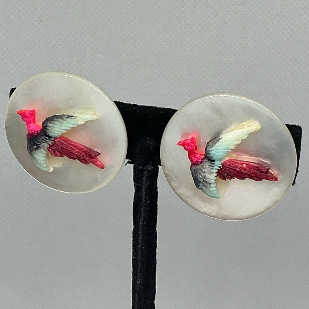 Vintage Mother of Pearl With Carved Shell Birds Clip On Earrings